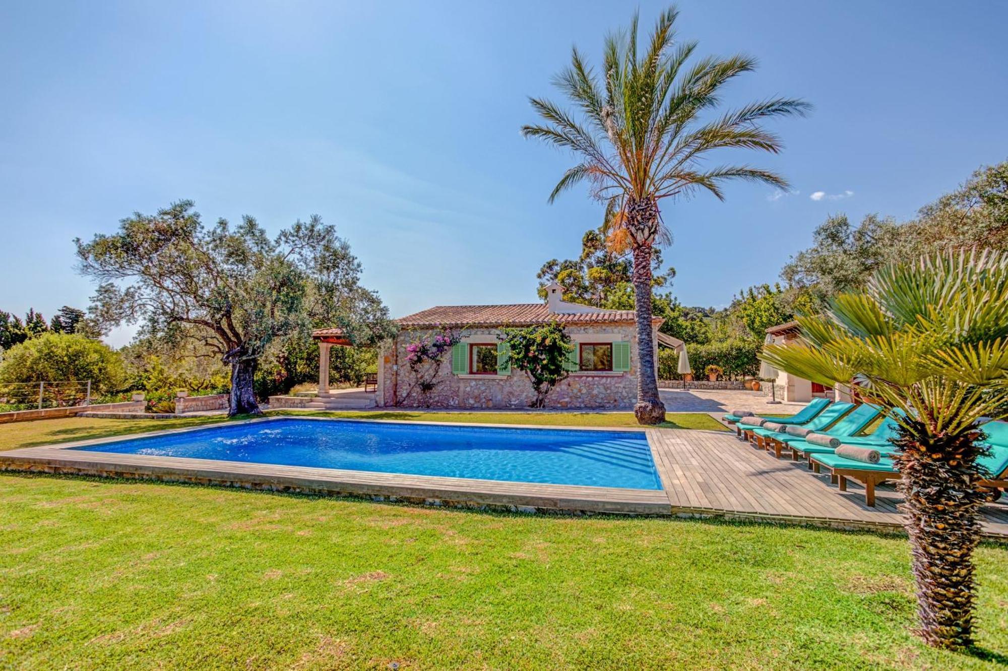 Villa Can Gallardo By Sealand Villas 波连斯萨 外观 照片